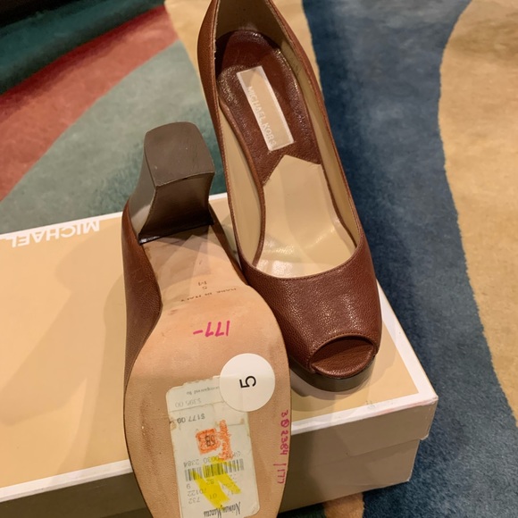 NEW Michael Kors open toe pump high heel platform shoes brown size 35 - Picture 5 of 5